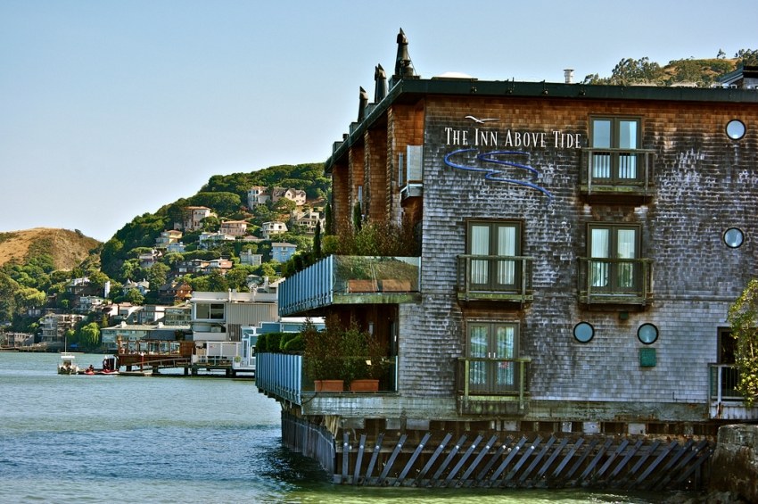 The Inn Above Tide